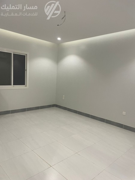 Photo by Daniel J. Schwarz